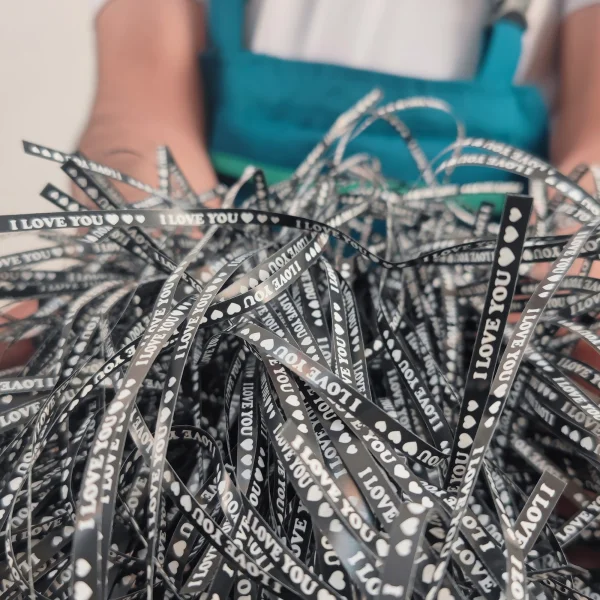 پوشال کاغذی طرح I love you